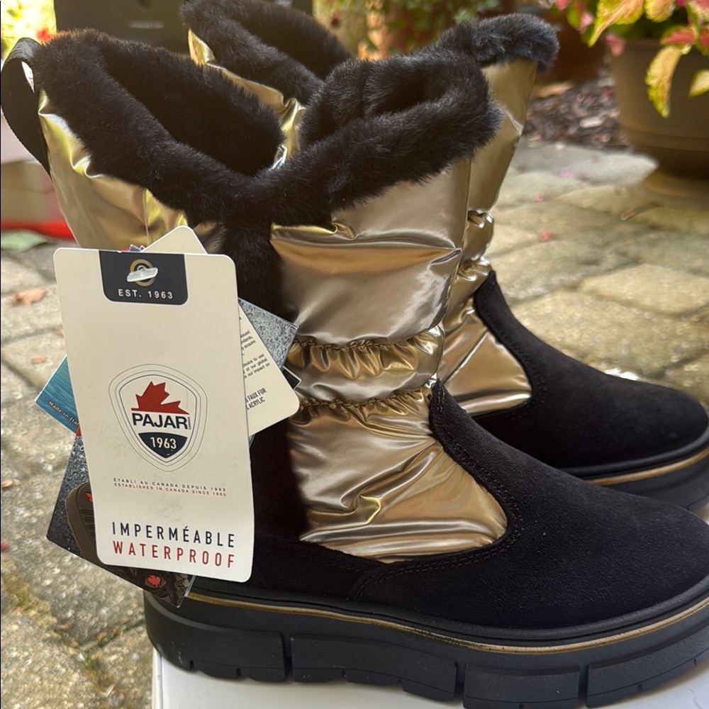 Pajar Women's Black and Metallic Gold Winter Boots waterproof platform size 37